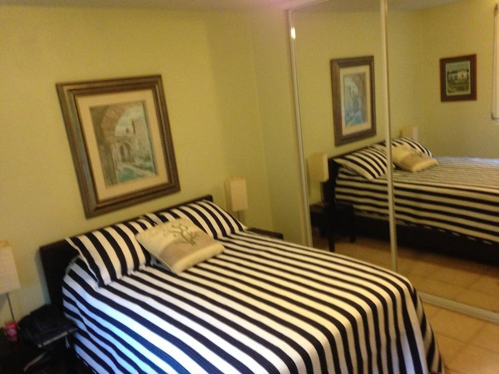 Hillside Village Apartment Rio Grande Room photo